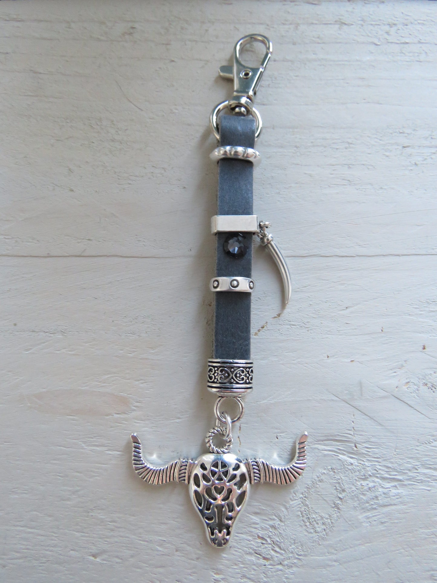 Sleutelhanger/tashanger van leer (Bull)