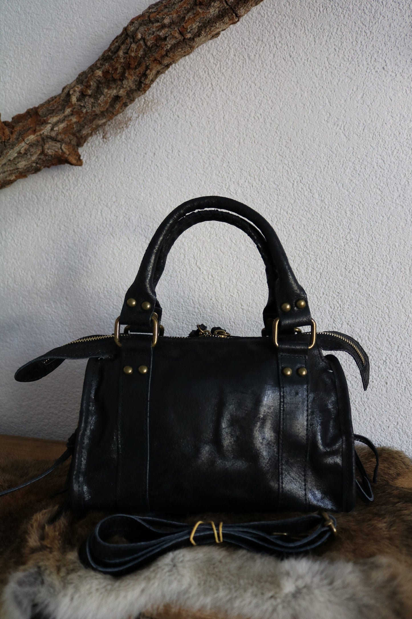 hand-/schouder-/crossbody tas van leer