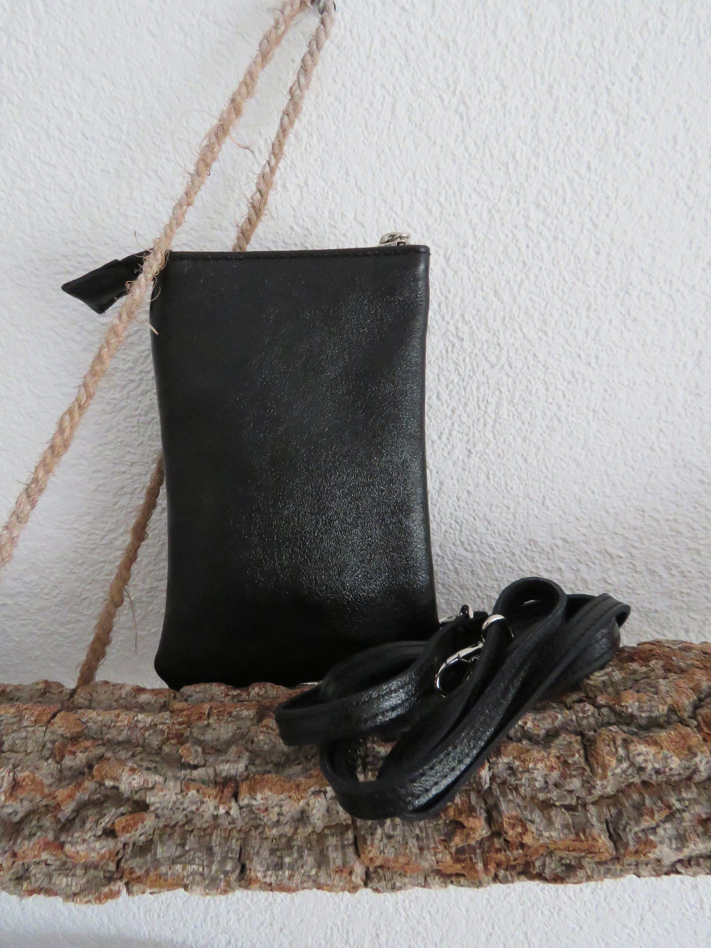 Leren telefoontasje Elisa van Charm