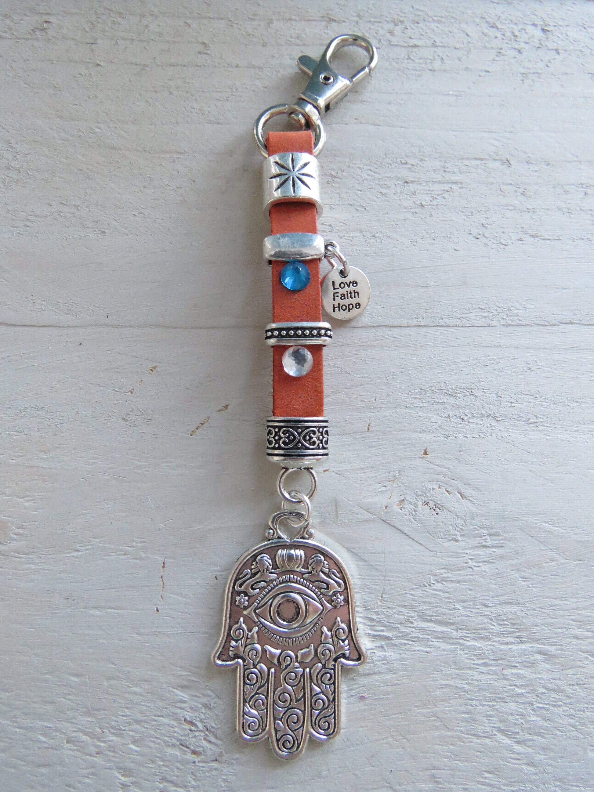 Sleutelhanger/tashanger van leer (hamsa hand)