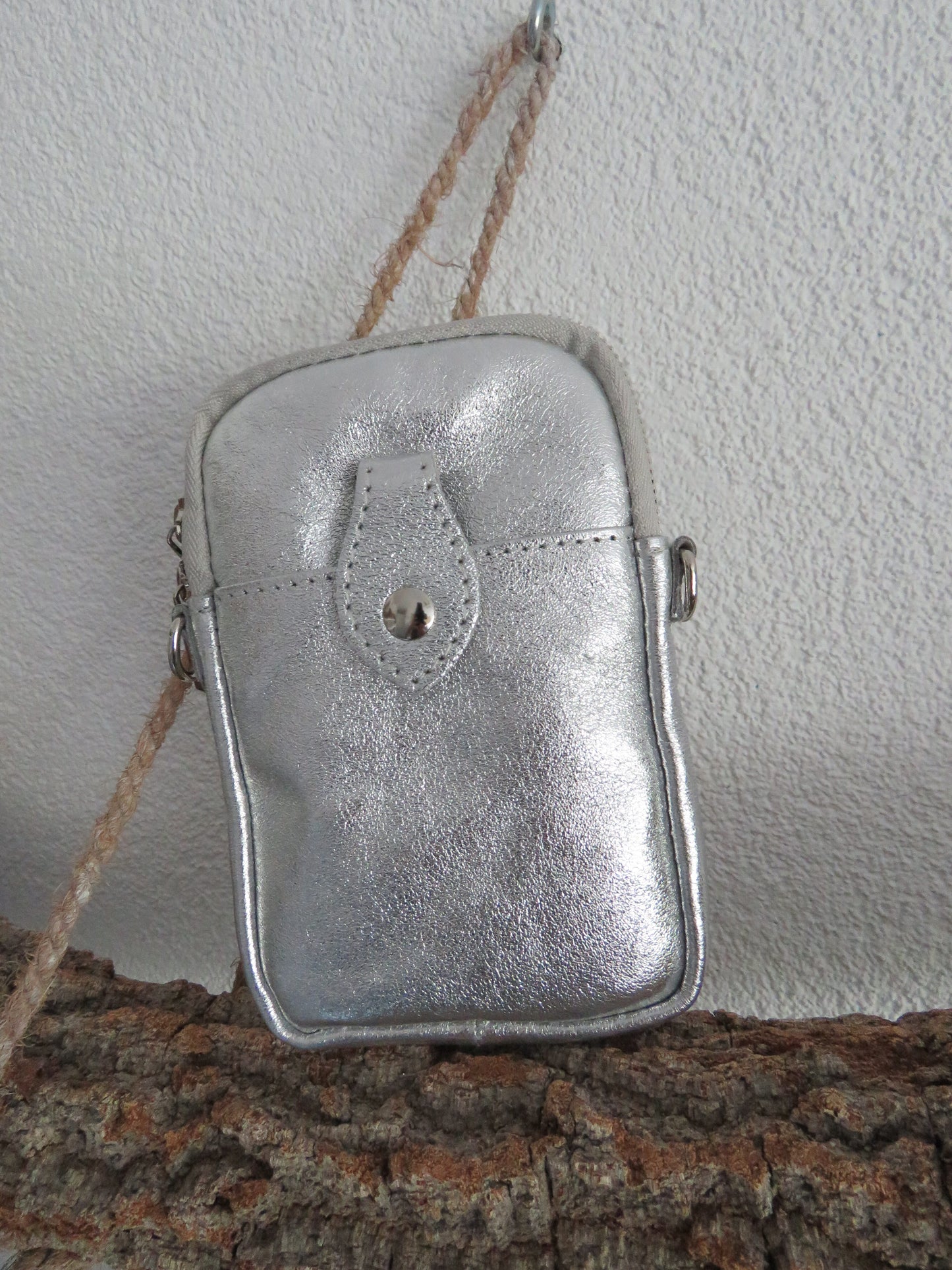 schouder/telefoontasje van Charm (leer)