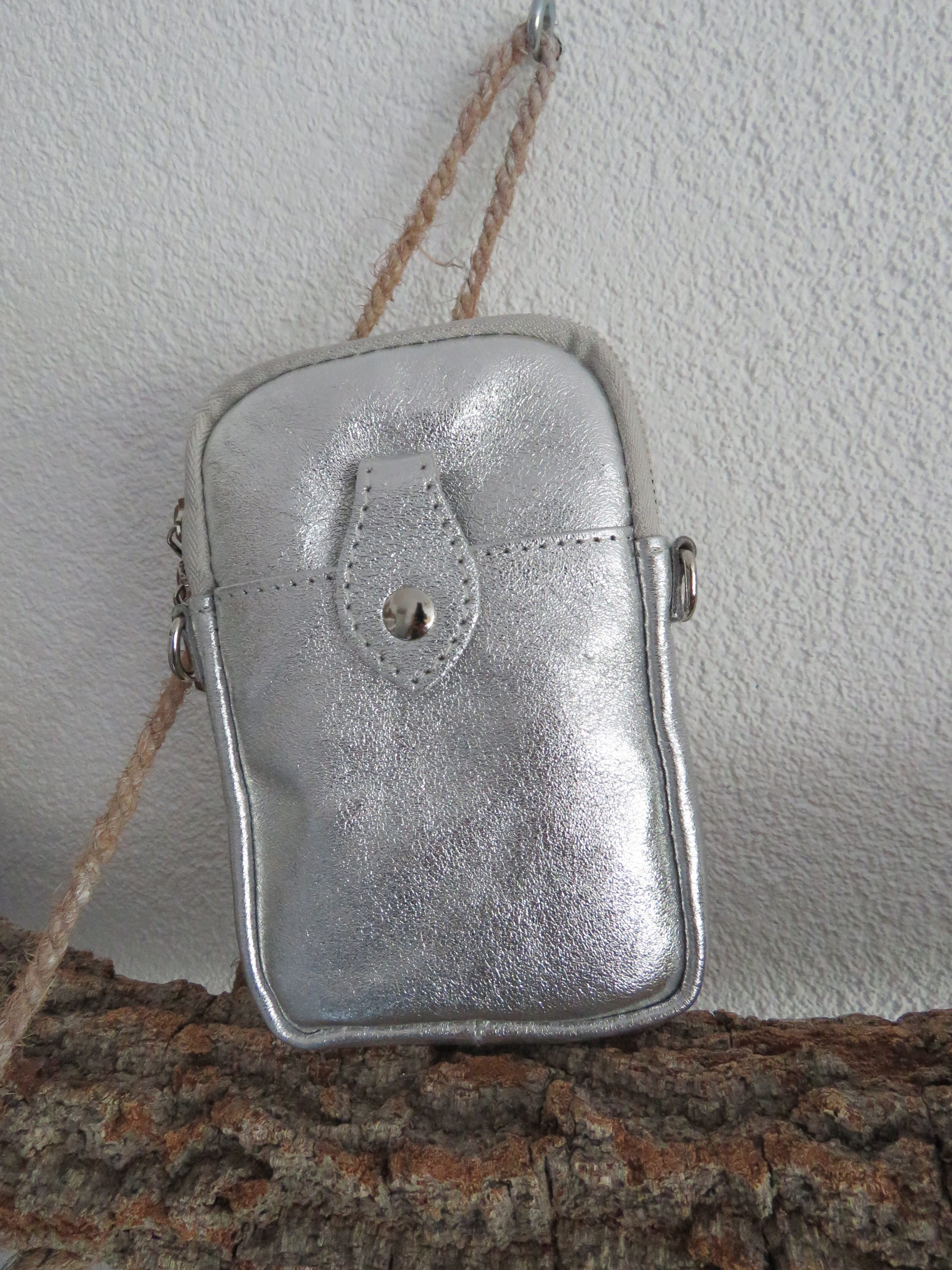 schouder/telefoontasje van Charm (leer)
