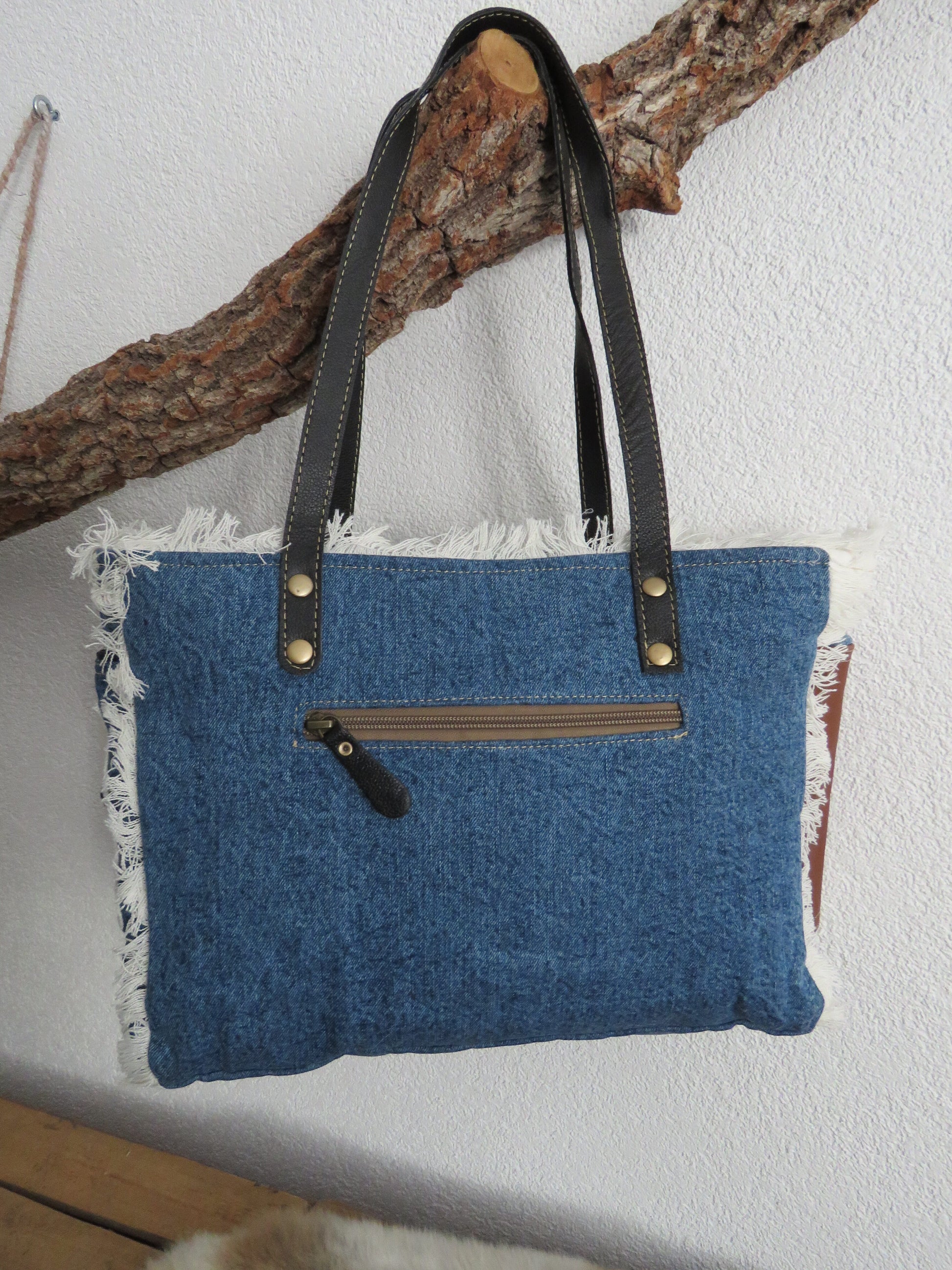 schoudertas van Myra Bag  (canvas/spijkerstof/leer)